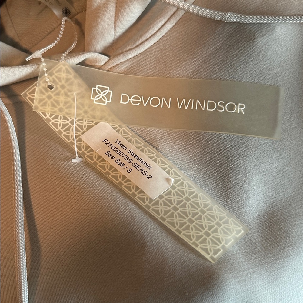 DEVON WINDSOR sea salt Vida sweatpants and Hoodie / Sweatpants Set - Picture 6 of 10